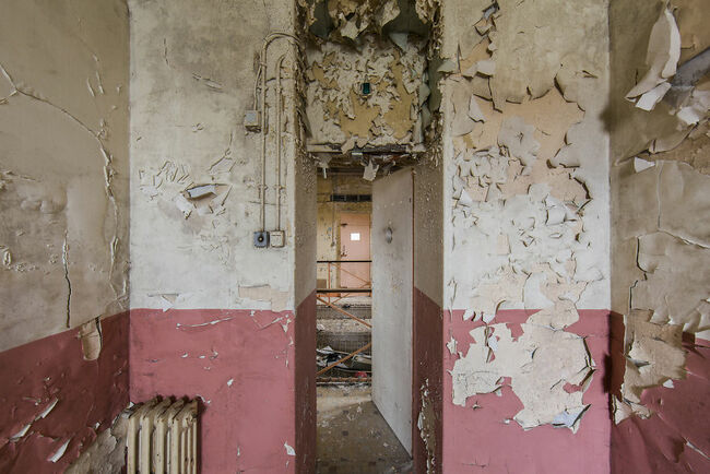 Красота в разрухата: Изоставен затвор на 150 години
