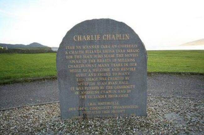 Статуите на великия Чарли Чаплин по света