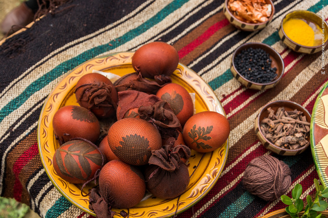 Най-старата рецепта за боядисване на великденски яйца