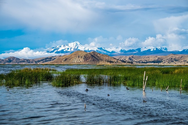 Боливия строи подводен музей в езерото Титикака