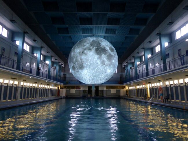 Музеят на Луната идва в Европа!
