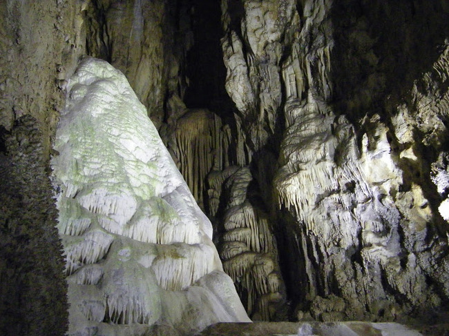 Екстремен уикенд: Пропастна пещера Ухловица в Родопите