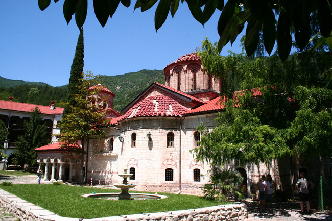 Манастирите в България, които всеки трябва да посети