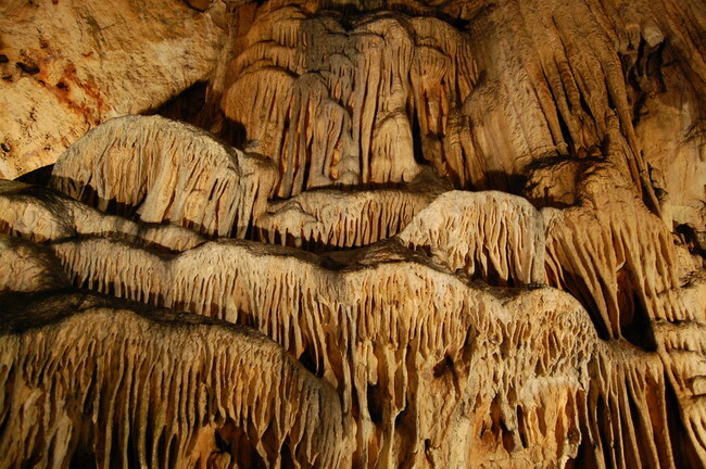 5 красиви пещери на територията на България