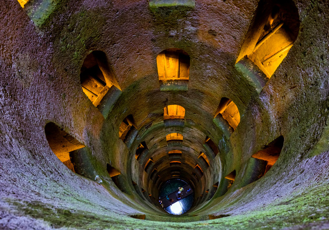12 места на планетата Земя, които приличат на портал към подземния свят