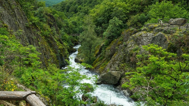 Един чудно красив маршрут край Калофер: Екопътека “Бяла река”