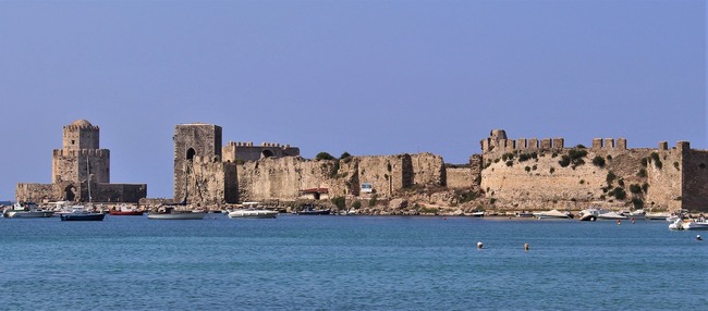 Интересни замъци и крепости в Гърция