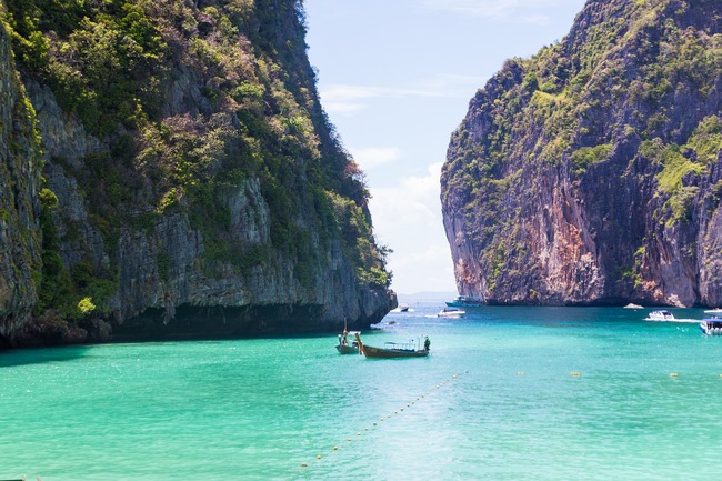 Какво крие бъдещето за прочутия залив Мая в Тайланд?