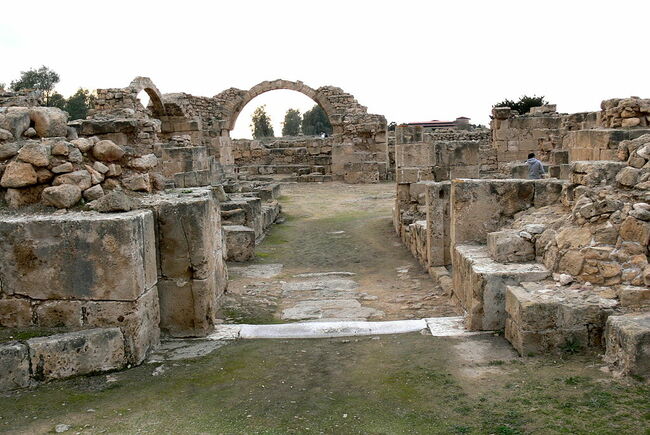 Разходка из археологически обект Пафос