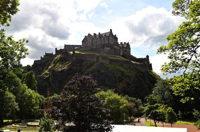 Единбургският замък - пазител на историята на Шотландия